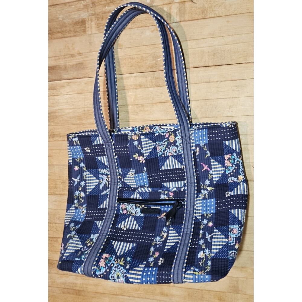 Vera Bradley PERSISTENCE PATCHWORK Vera Tote Reti… - image 2
